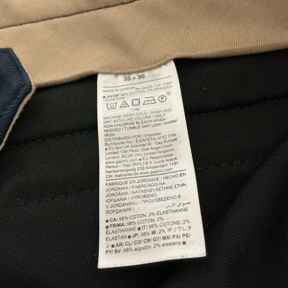 Banana Republic Men’s Straight Italian-Stretch Chino Pant - Picture 13 of 16